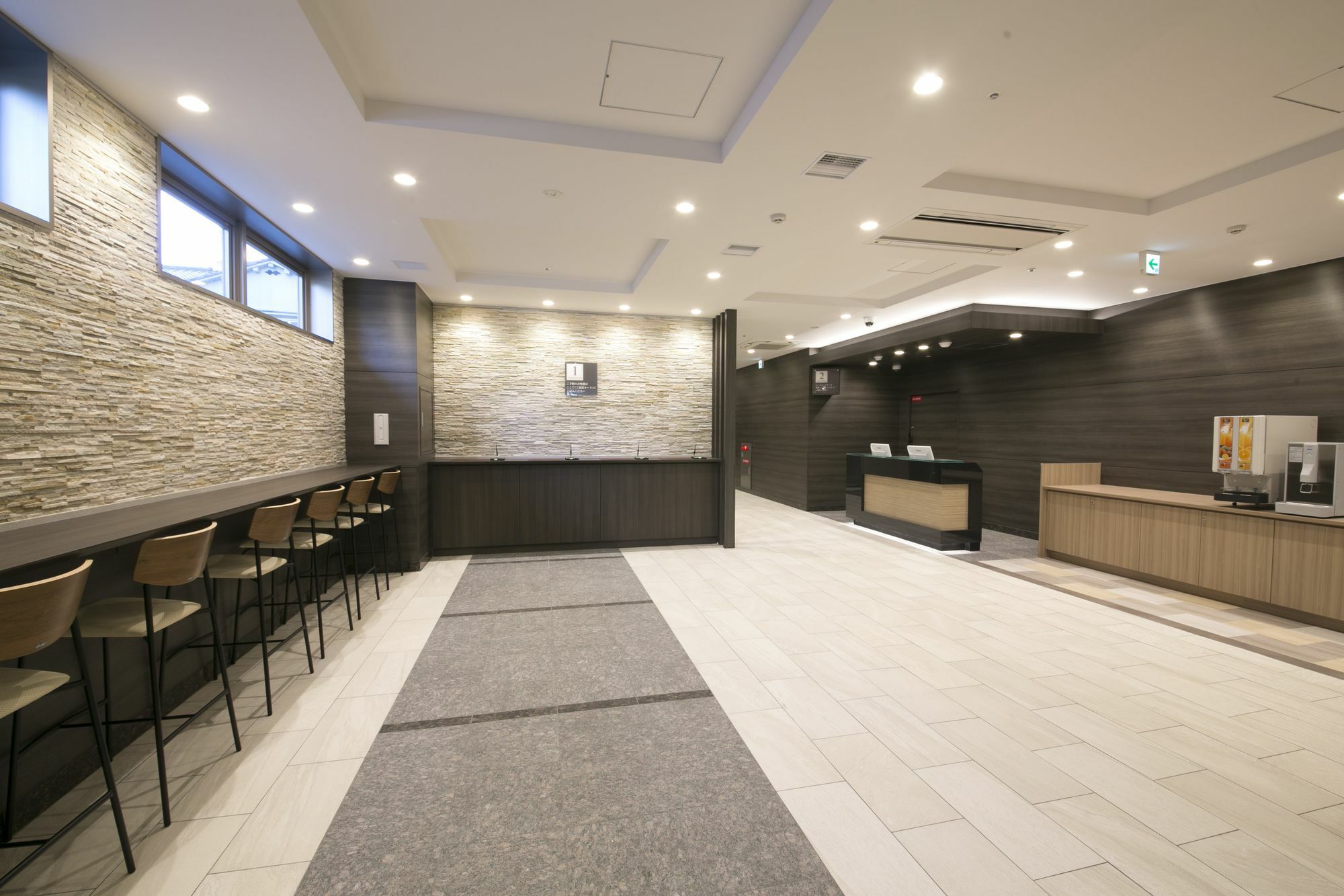 Washington R&B Hotel Shin Osaka Kitaguchi Екстериор снимка