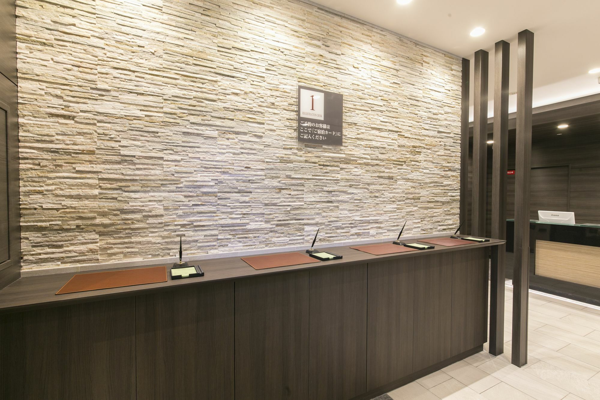 Washington R&B Hotel Shin Osaka Kitaguchi Екстериор снимка